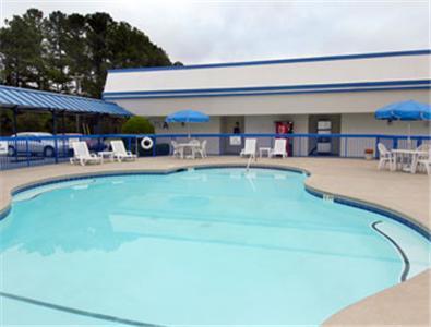 Howard Johnson By Wyndham Commerce Ga Motel Facilidades foto