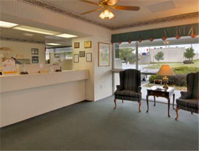 Howard Johnson By Wyndham Commerce Ga Motel Interior foto